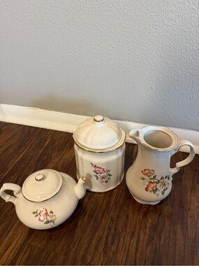 Vintage House of Webster Serving Set - Briar Rose Pattern 🌹